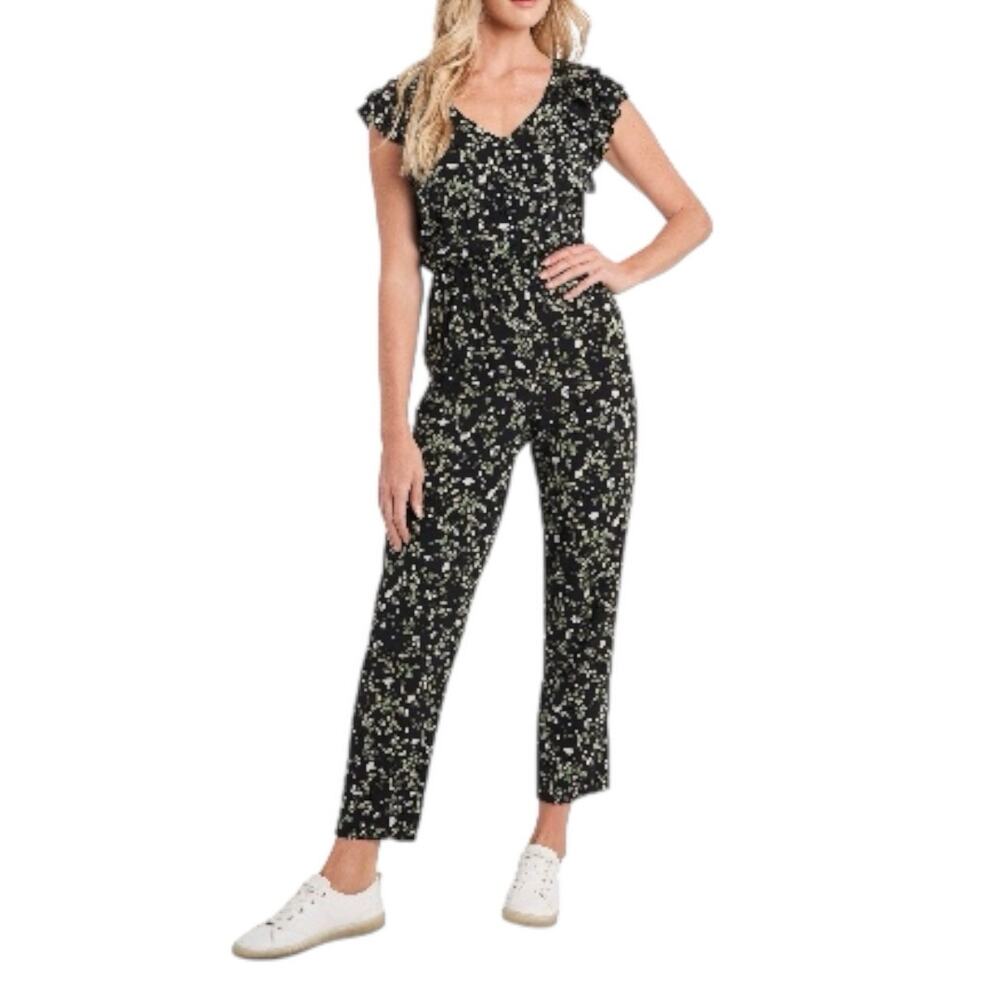 NWT CeCe Black Floral Print Jumpsuit 8 Flutter Sleeve Straight Leg V-Neck Boho